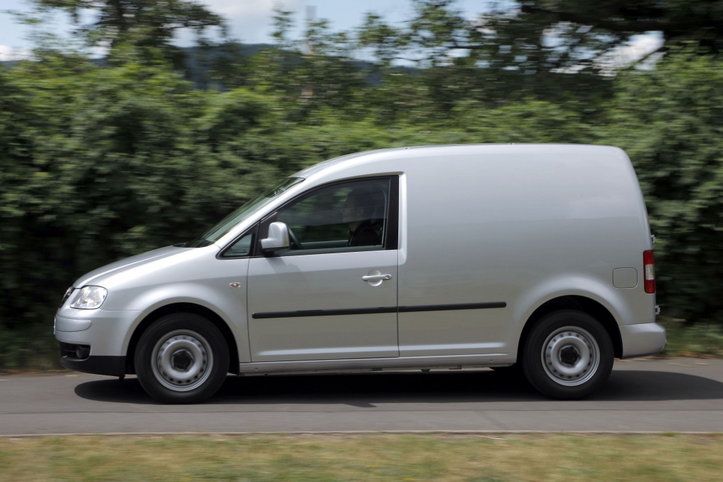Öko? Logisch: VW Caddy Maxi mit Bio-Möbelbausatz 