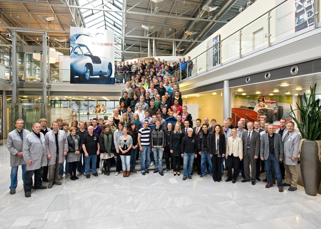 109 neue Auszubildende im Mercedes-Benz-Werk Bremen