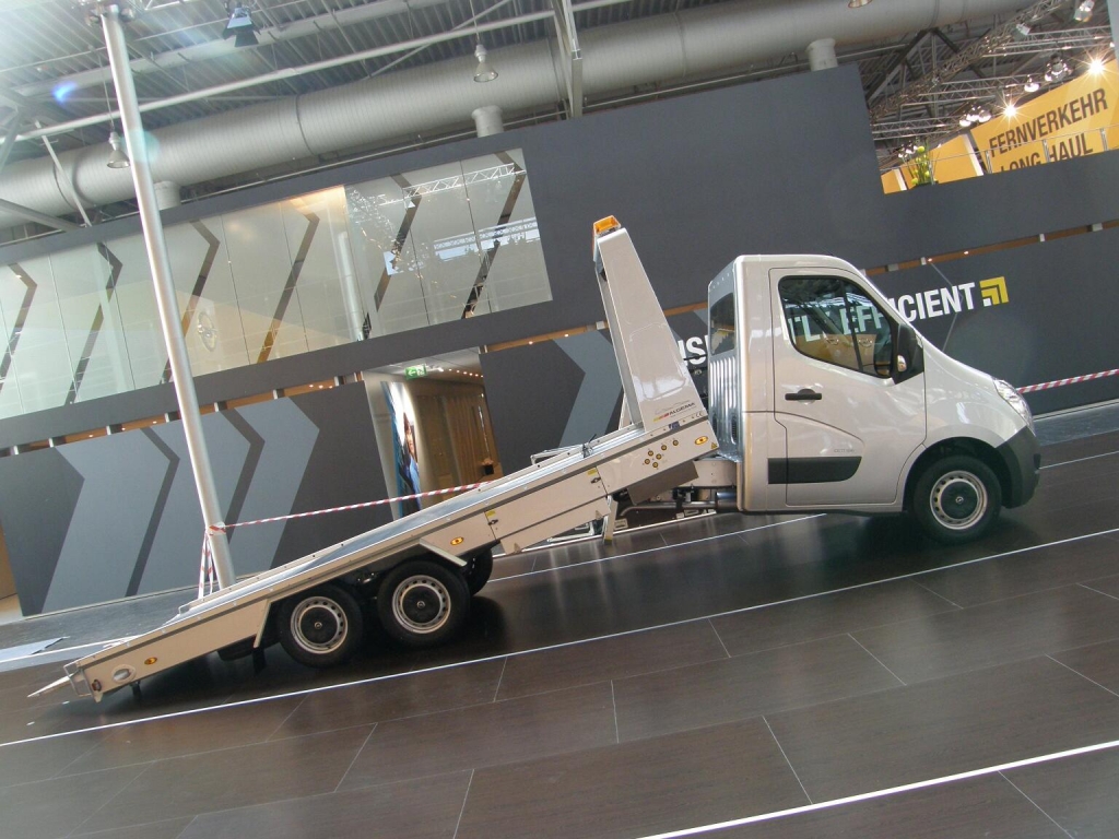 63. IAA Nutzfahrzeuge 2010: Premierenfeuerwerk und Innovationen in Hannover