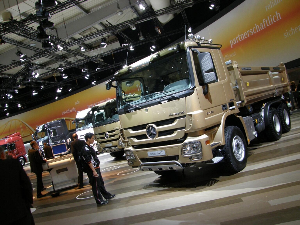 63. IAA Nutzfahrzeuge 2010: Premierenfeuerwerk und Innovationen in Hannover