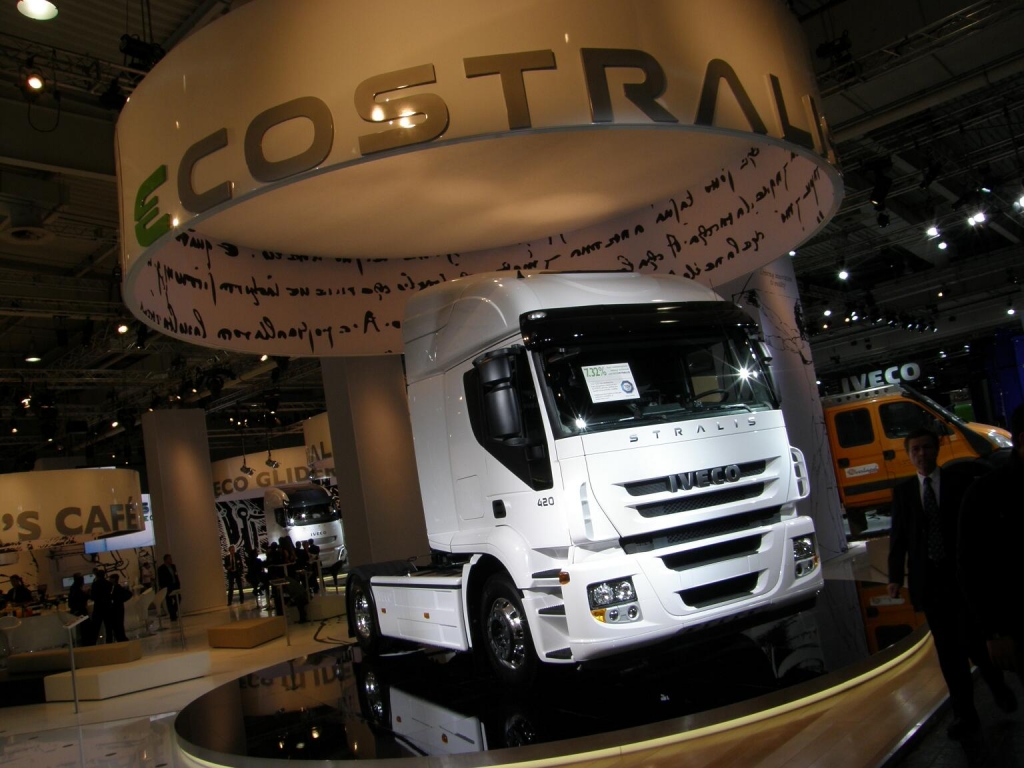 63. IAA Nutzfahrzeuge 2010: Premierenfeuerwerk und Innovationen in Hannover