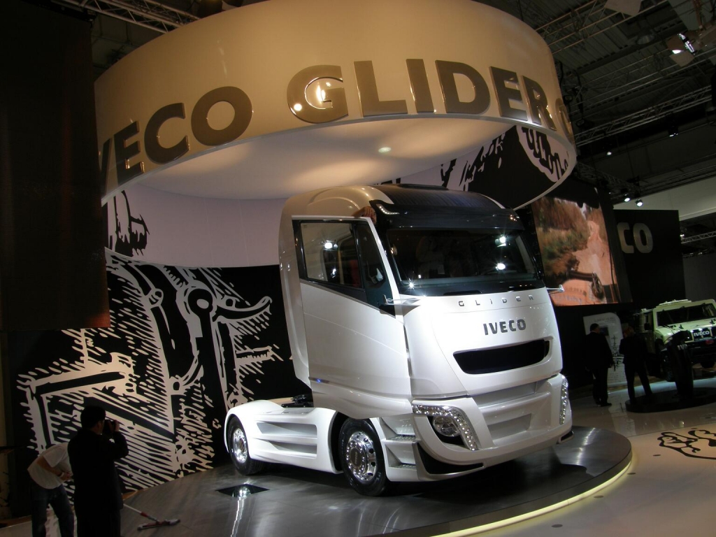 63. IAA Nutzfahrzeuge 2010: Premierenfeuerwerk und Innovationen in Hannover