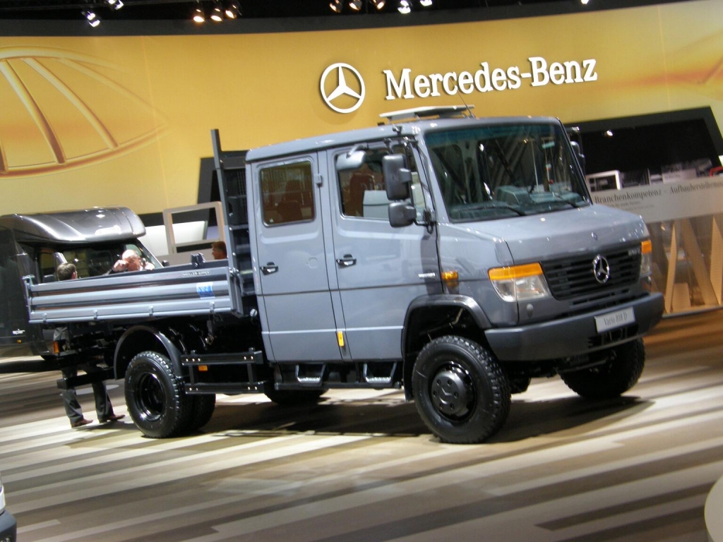 63. IAA Nutzfahrzeuge 2010: Premierenfeuerwerk und Innovationen in Hannover