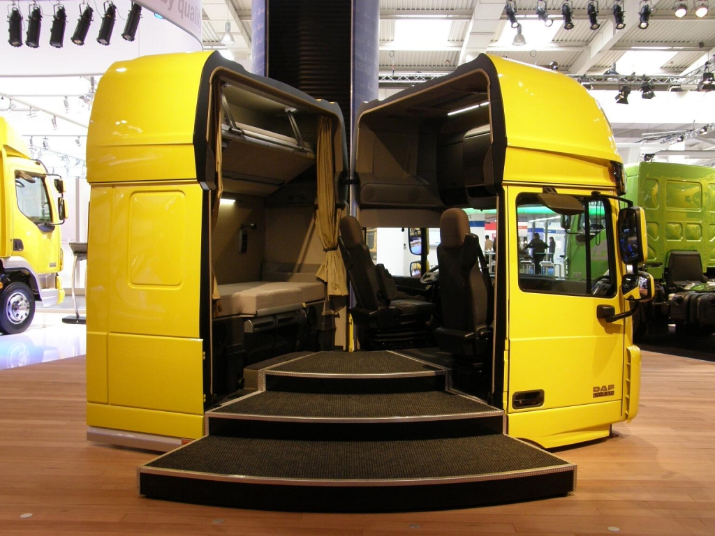 63. IAA Nutzfahrzeuge 2010: Premierenfeuerwerk und Innovationen in Hannover