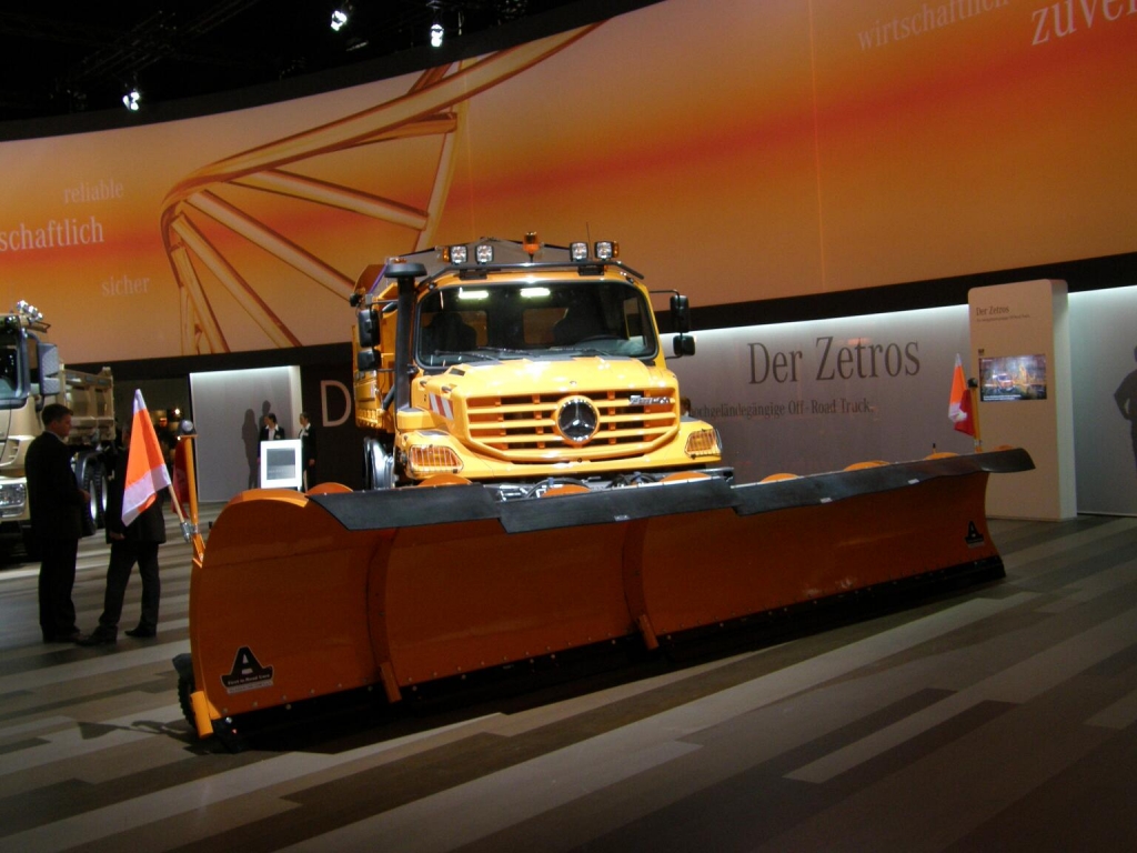 63. IAA Nutzfahrzeuge 2010: Premierenfeuerwerk und Innovationen in Hannover