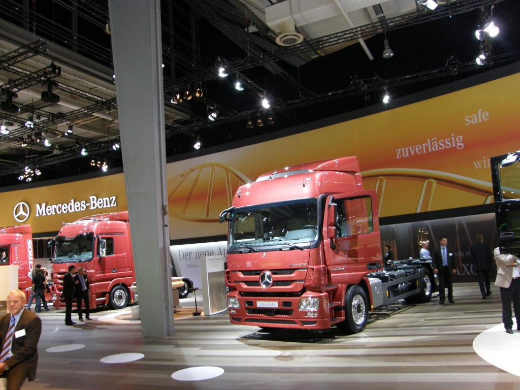 63. IAA Nutzfahrzeuge 2010: Premierenfeuerwerk und Innovationen in Hannover