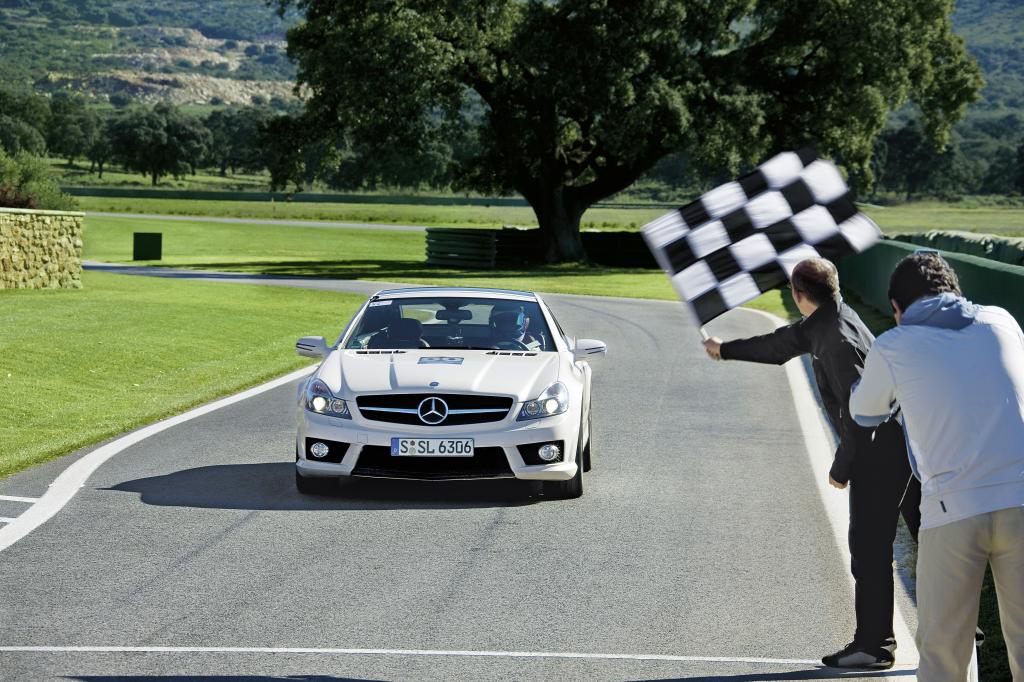 AMG-Driving Academy für mehr Sicherheit und Fahrspaß