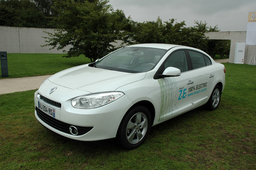 Als zweiter Renault-Stromer folgt der Fluence ZE Anfang 2012. 