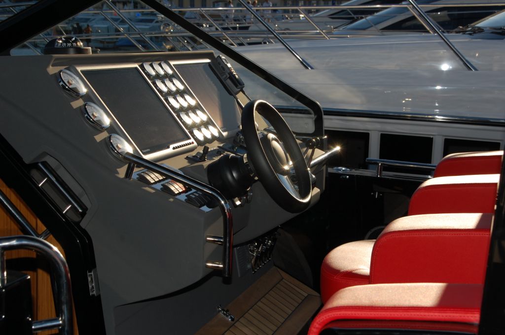 Cannes 2010: International Boot & Yacht Show