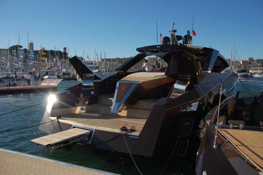 Cannes 2010: International Boot & Yacht Show