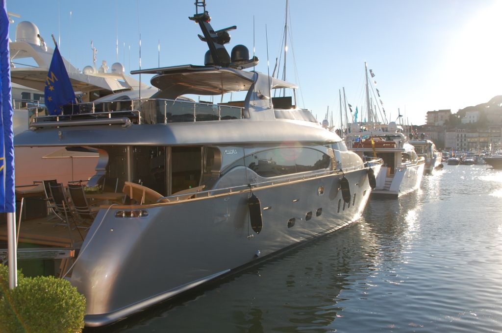 Cannes 2010: International Boot & Yacht Show