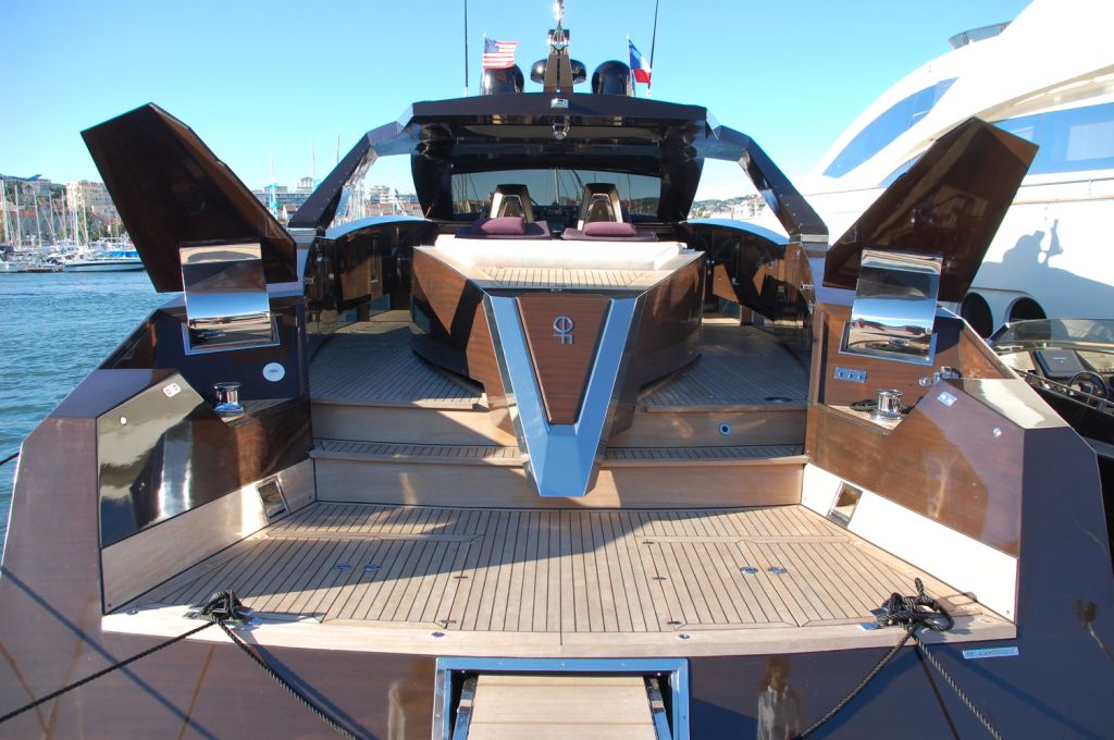Cannes 2010: International Boot & Yacht Show