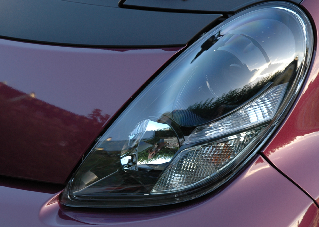 Citroën C-Zero: Moderne Leuchteinheit vorn.