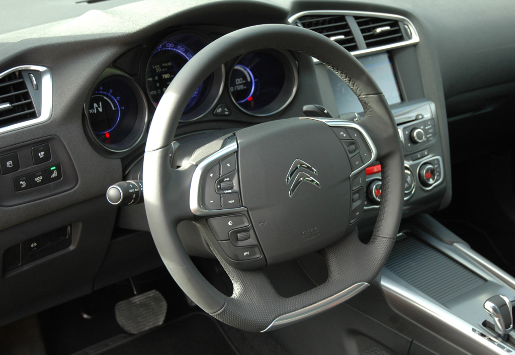 Citroën C4: Blick ins Cockpit.