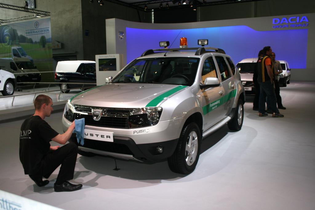 Dacia Duster als Förster-Fahrzeug.