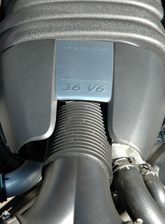 Der Benzindirekteinspritzer leistet 300 PS.
