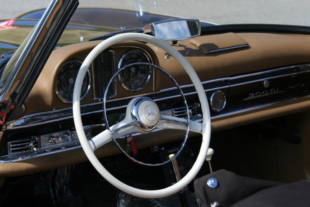 Der Mercedes 300 SL wurde extra für das Rennen aufgebaut