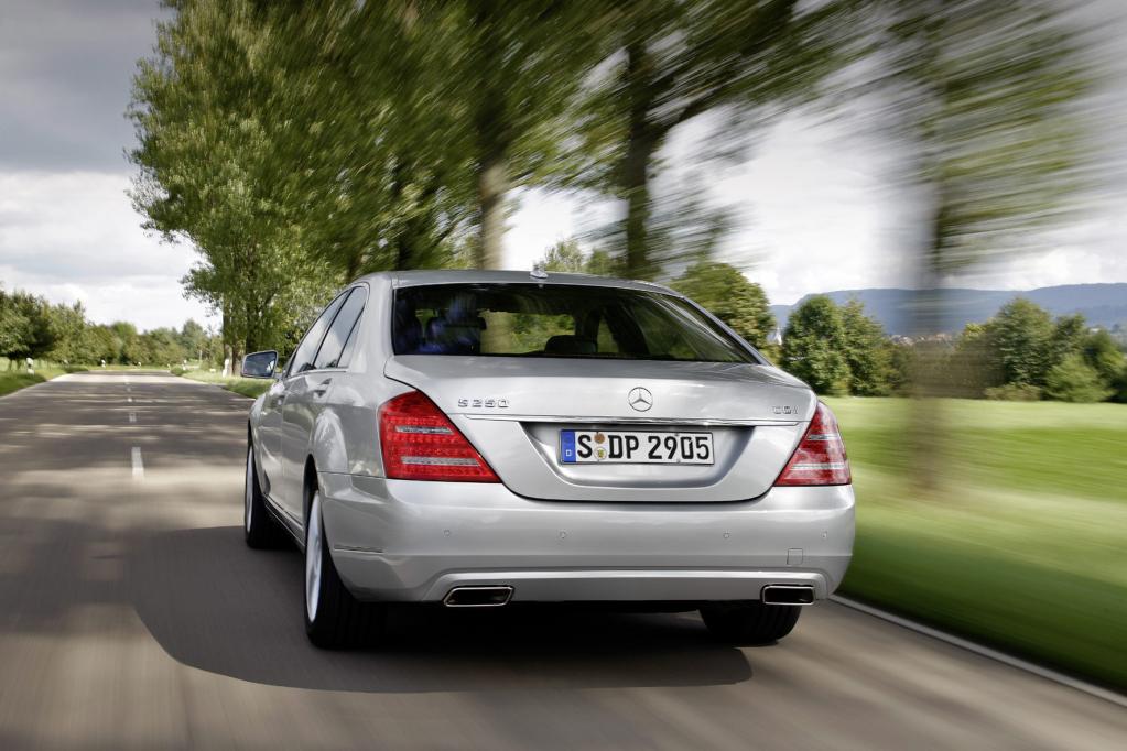 Der Verbrauch liegt bei 5,7 Liter Diesel je 100 Kilometer. 