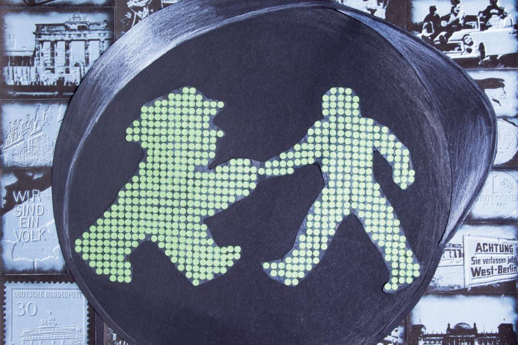 Deutsche Einheit: Ampelmännchen gewinnen Hand in Hand  