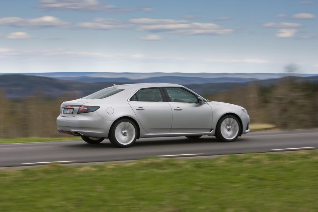 Drei neue Motoren für den Saab 9-5