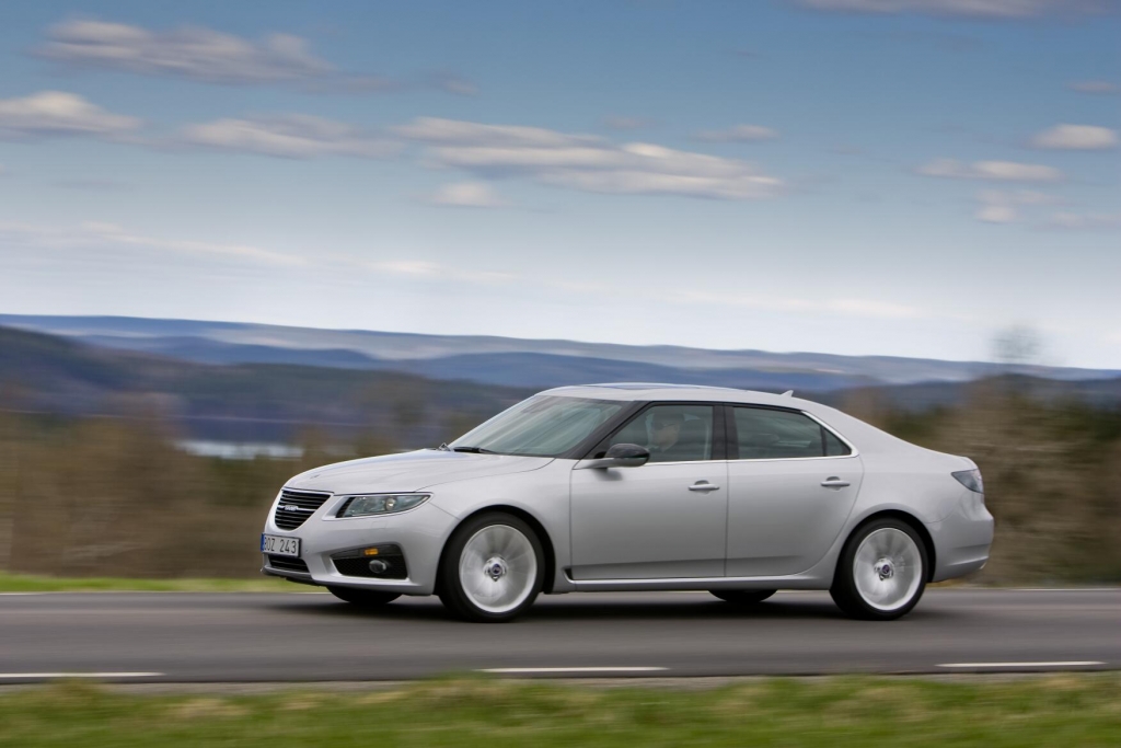 Drei neue Motoren für den Saab 9-5