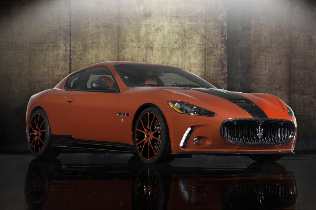 Durch die Verwendung von zahlreichen Kohlefaser-Komponenten richtet sich das Maserati-Zubehörprogramm an leidenschaftliche Motorsportfans. 
