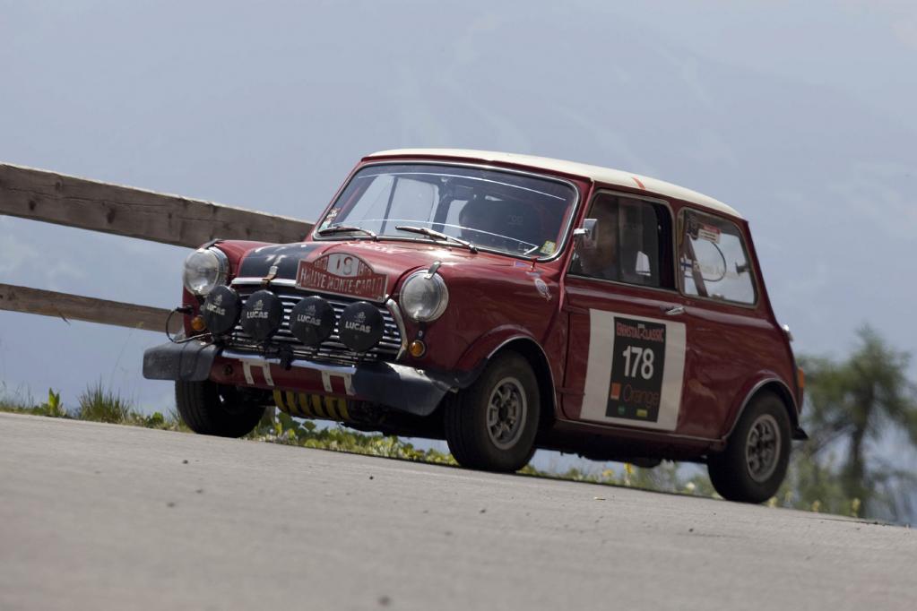 Ein Dauerläufer bei verschiedenen Veranstaltungen sind die klassischen Mini-Modelle wie dieser Rallye Cooper aus dem Jahre 1968. 