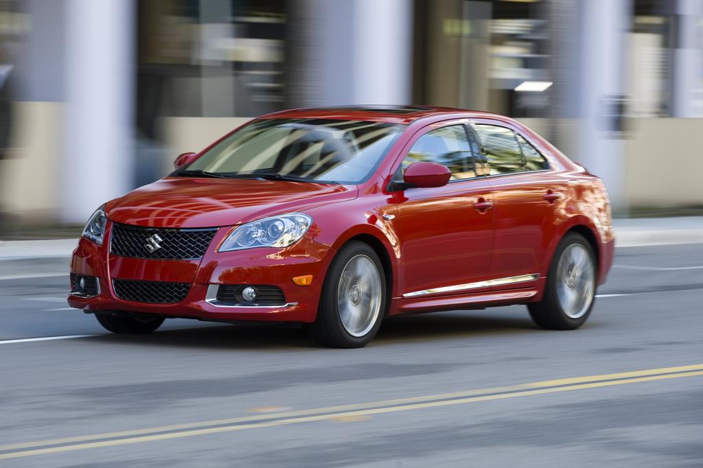 Europapremiere feiert in Paris der Suzuki Kizashi