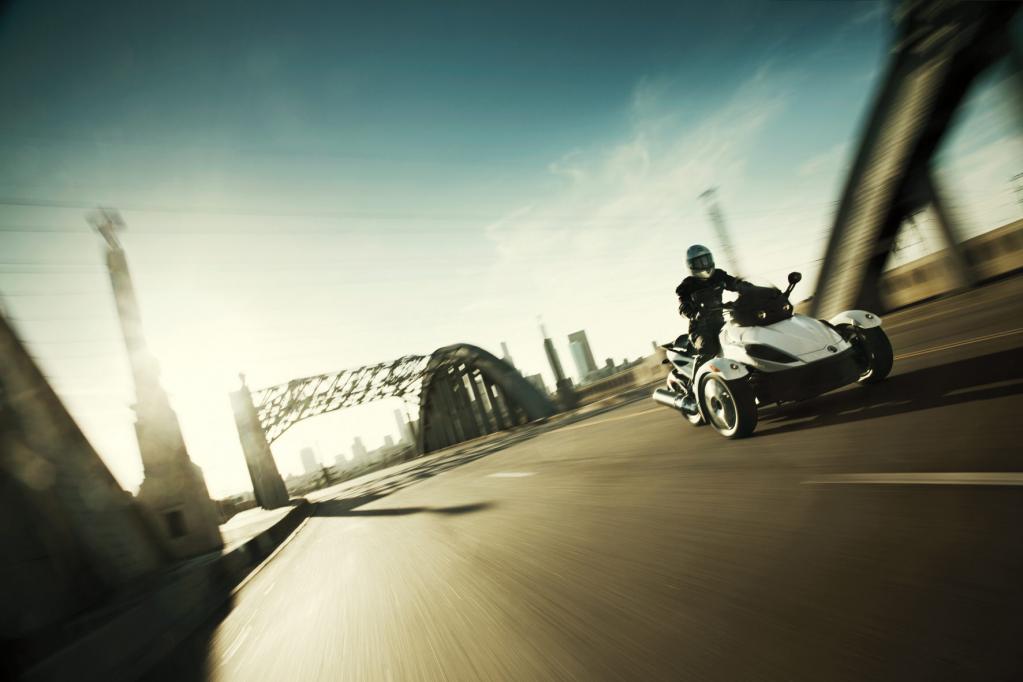 Fahrbericht Can Am Spyder Roadster RS: Cabrio oder Motorrad? 