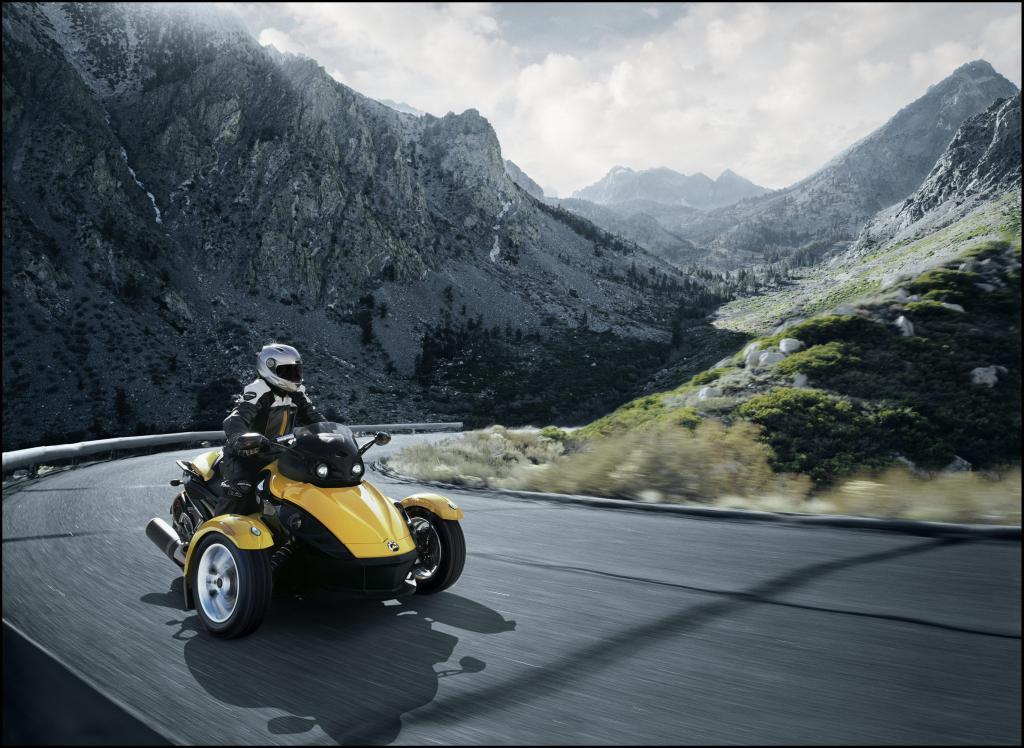 Fahrbericht Can Am Spyder Roadster RS: Cabrio oder Motorrad? 