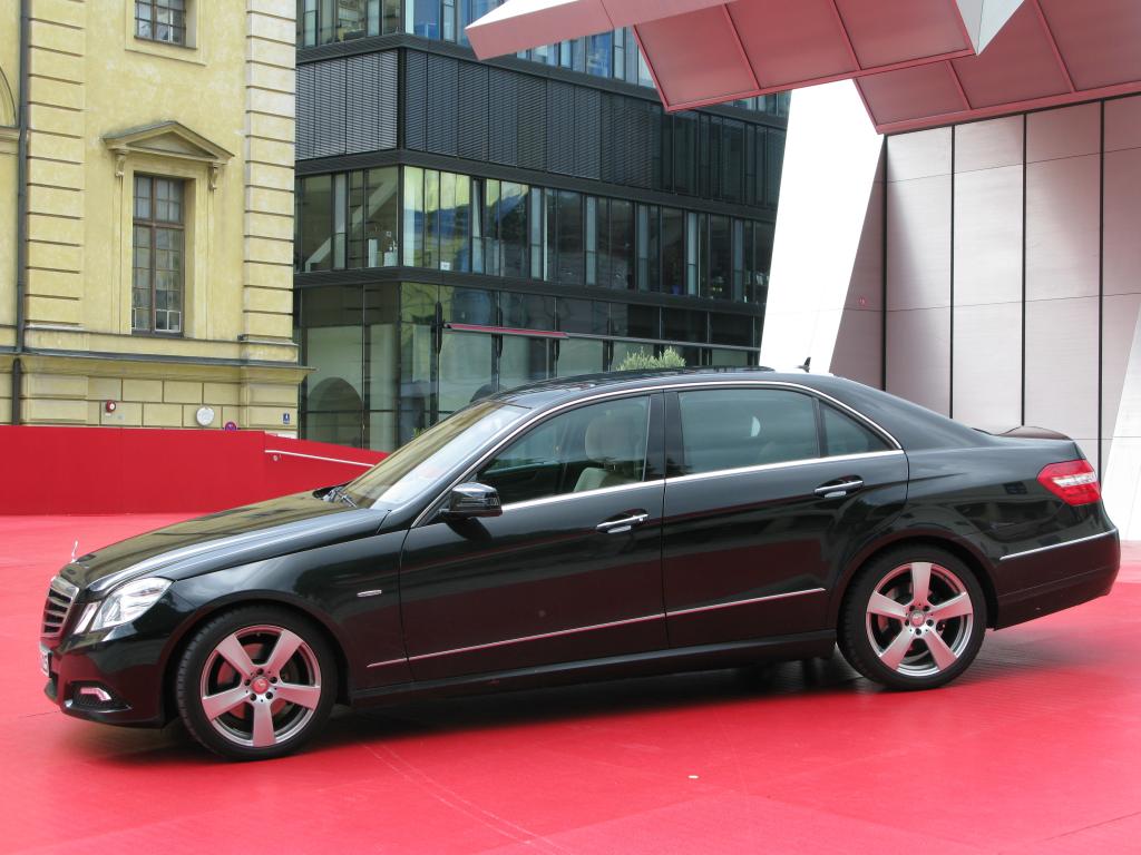 Fahrbericht Mercedes-Benz E 350 CGI: Groß(E) Klasse