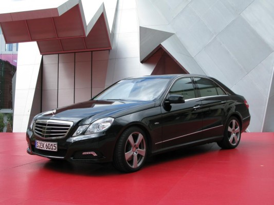 Fahrbericht Mercedes-Benz E 350 CGI: Groß(E) Klasse