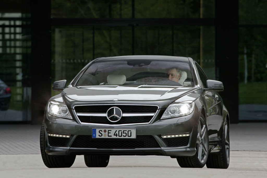 Fahrbericht: Mercedes CL 63 AMG - Kraftakt im Smoking