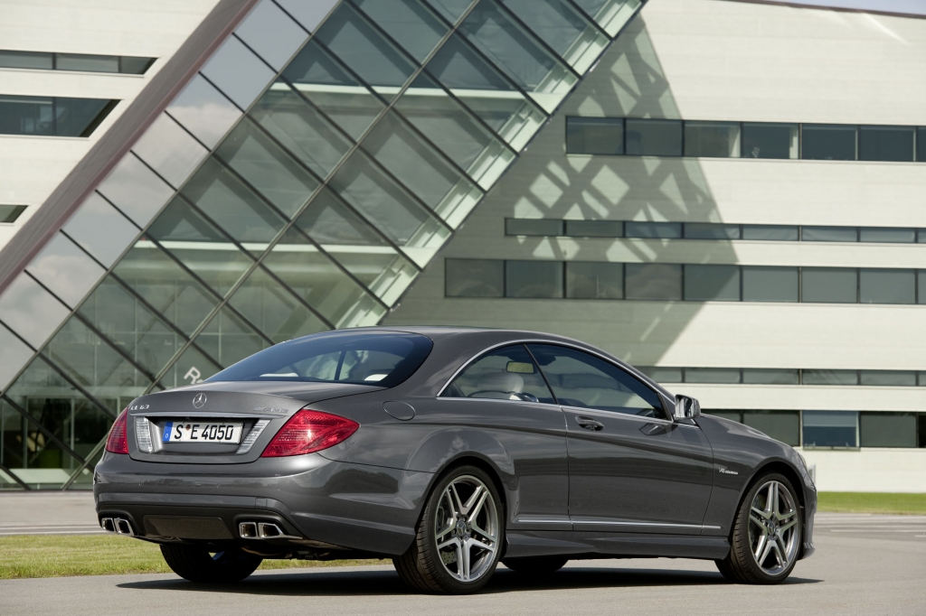 Fahrbericht: Mercedes CL 63 AMG - Kraftakt im Smoking