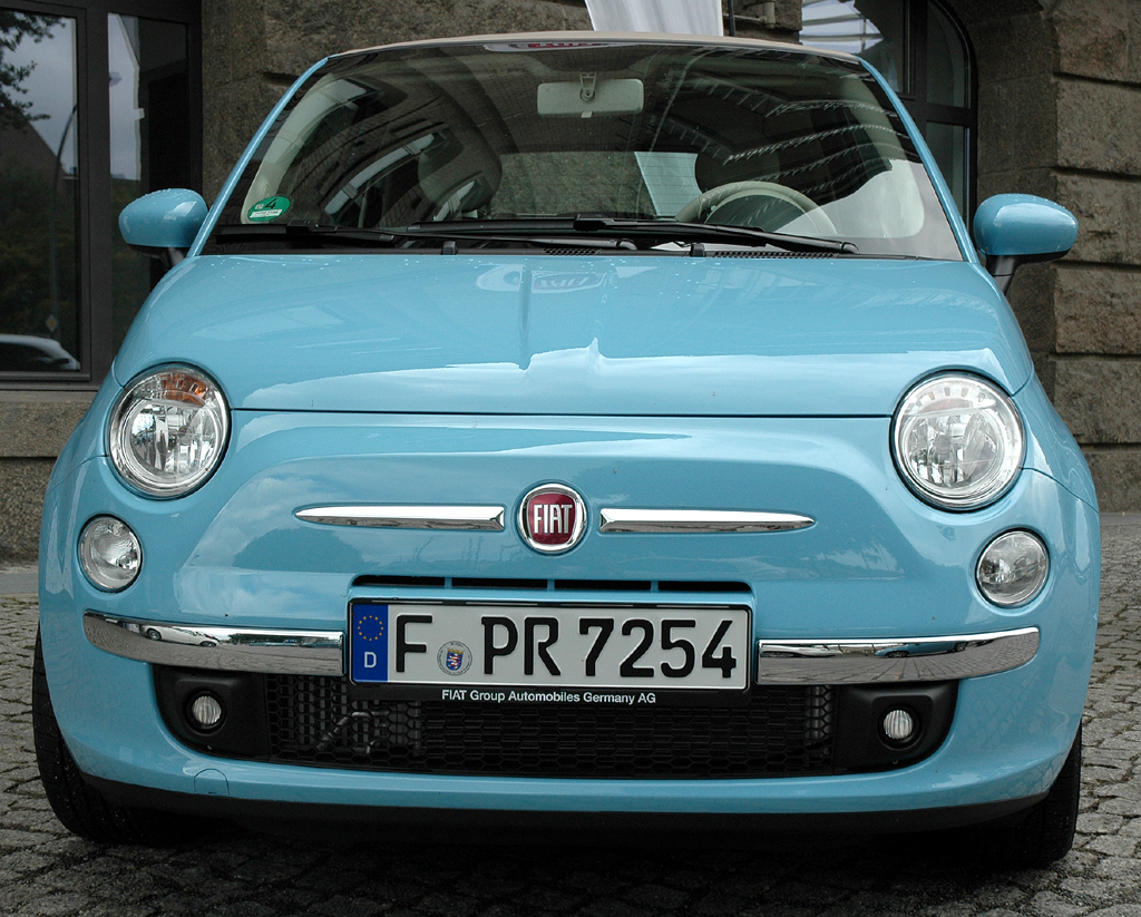 Fiat 500 TwinAir: Blick auf die Frontpartie. 
