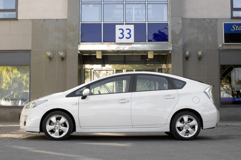 Hochspannung: Mit dem E-Auto in die Werkstatt  