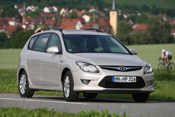 Hyundai bringt den i30cw 1.6 CRDi Classic Business