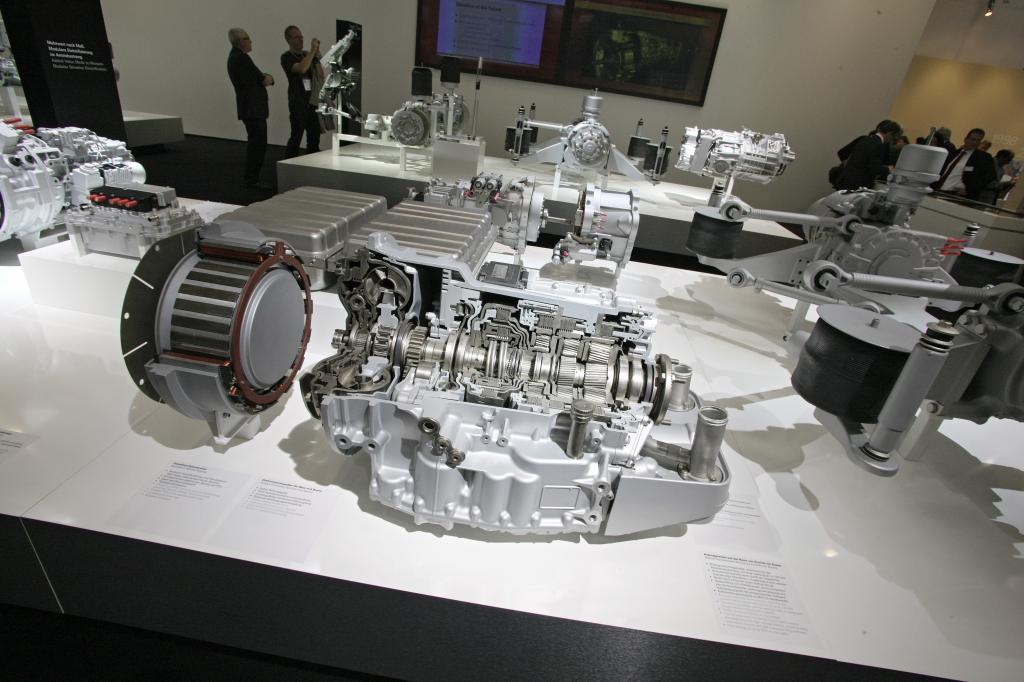 IAA Nutzfahrzeuge 2010: ZF kehrt i in die Erfolgsspur zurück.