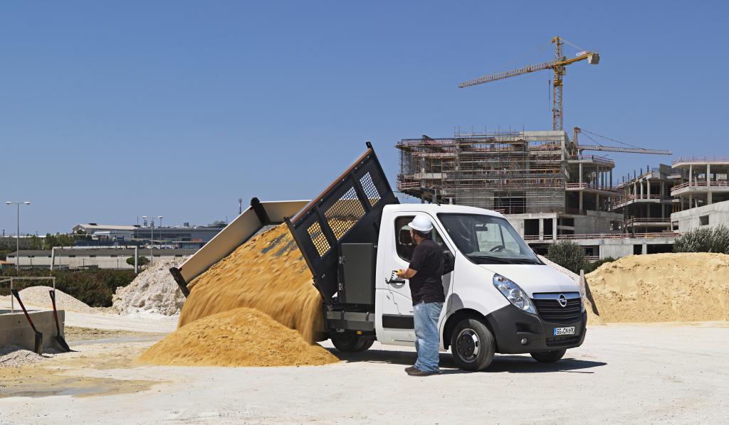 IAA Nutzfahrzeuge: Opel stellt Movano und Vivaro in den Mittelpunkt