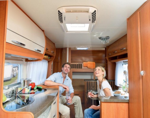 Klimakomfort und Tageslicht zusammen unter einem Caravandach