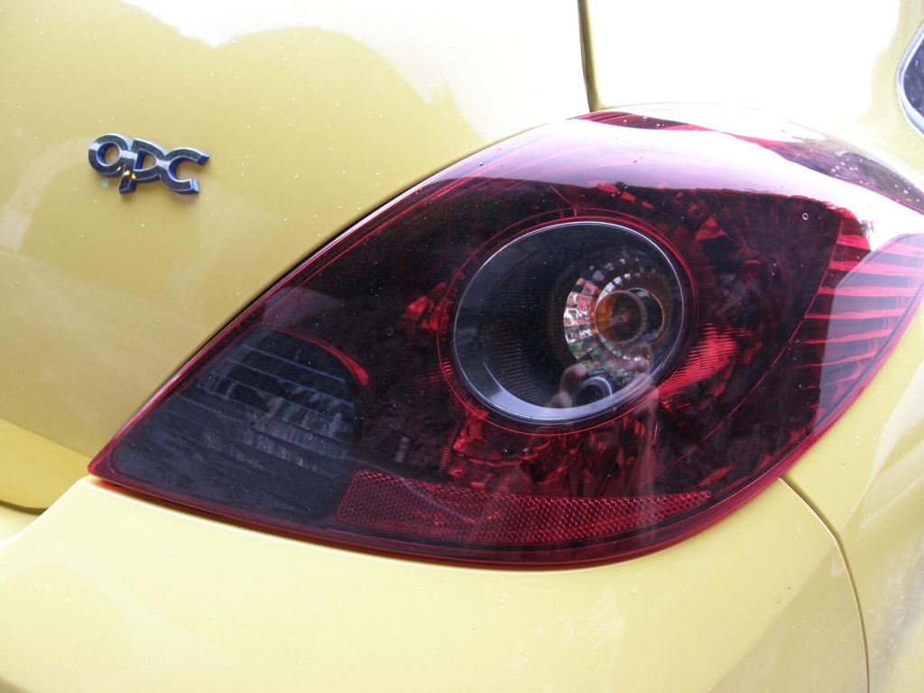 Kurztest Opel Corsa OPC: Klein, schnell, kräftig – und bei Bedarf in Farbe