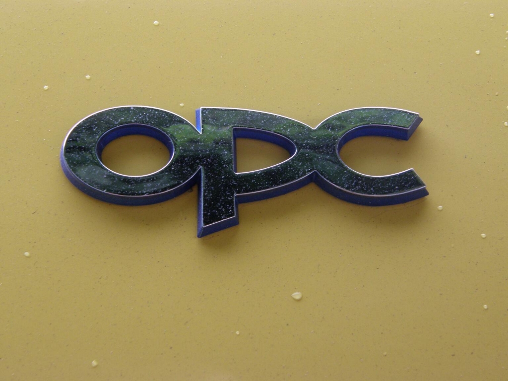 Kurztest Opel Corsa OPC: Klein, schnell, kräftig – und bei Bedarf in Farbe