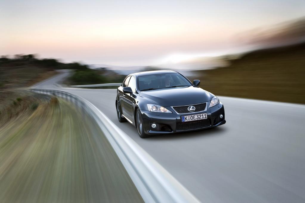 Lexus IS F: Alpenüberquerung im Sportwagen 
