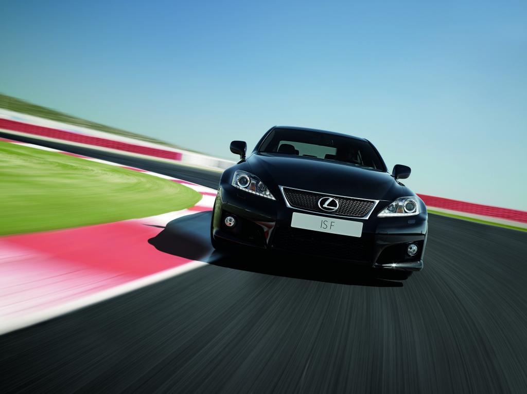 Lexus IS F: Alpenüberquerung im Sportwagen 