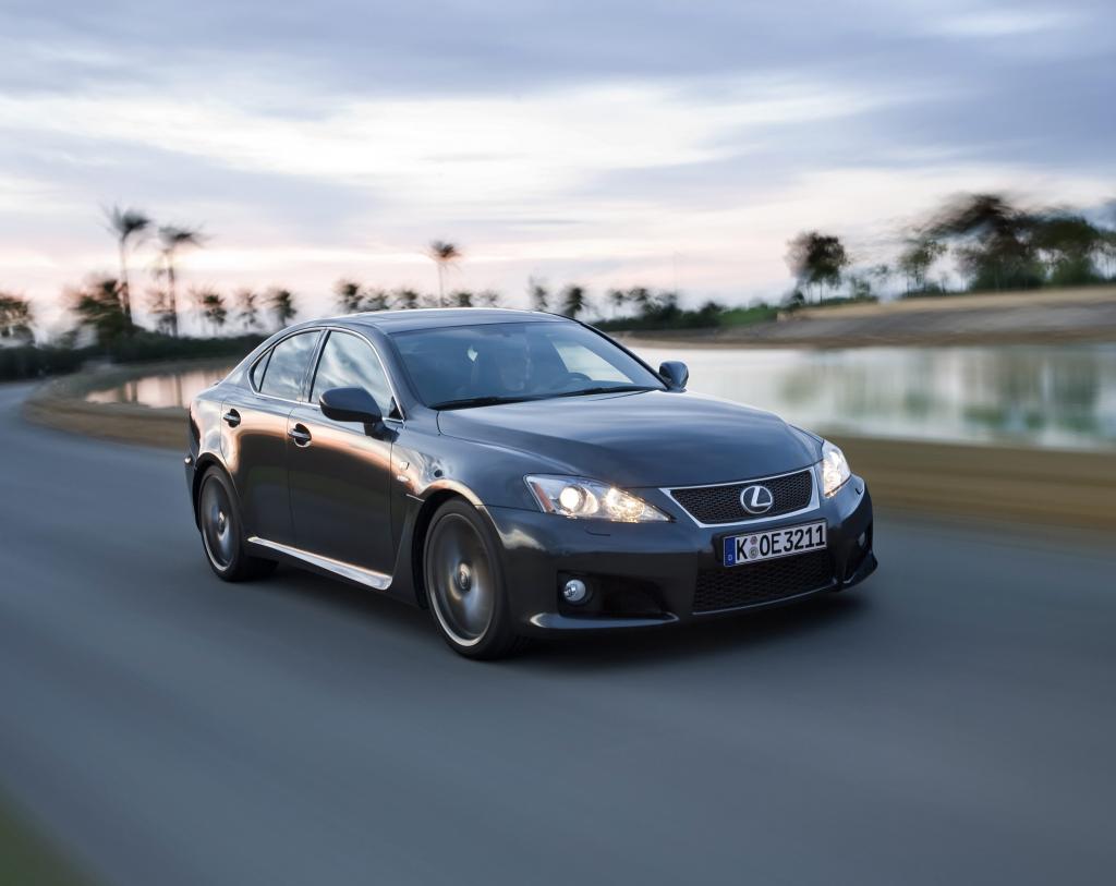 Lexus IS F: Alpenüberquerung im Sportwagen 