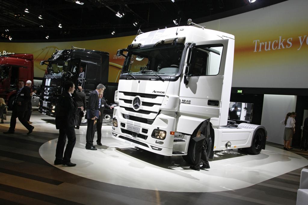 Mercedes-Benz Actros.