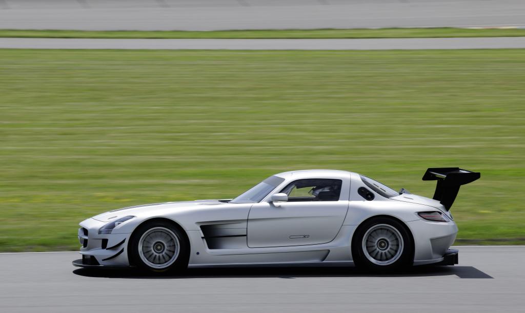Mercedes-Benz SLS AMG GT3 startet erstmals bei VLN-Lauf