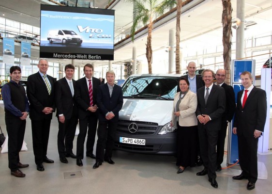 Mercedes-Benz übergibt Vito E-Cell an erste Kunden