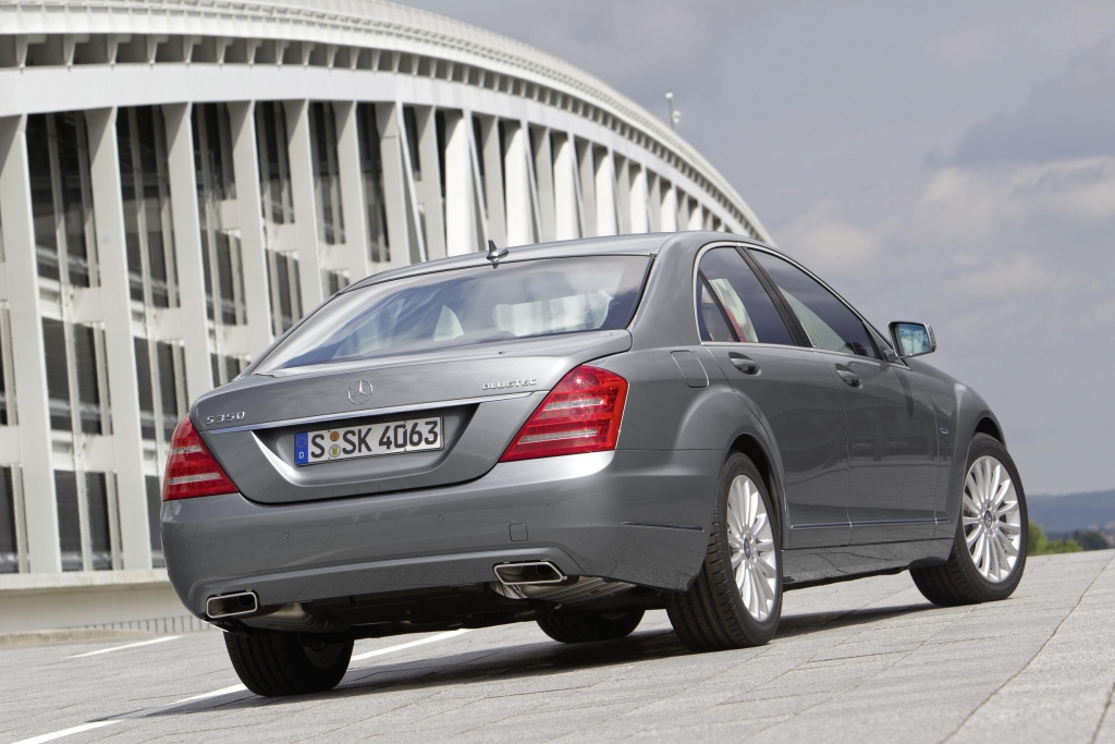 Mercedes-BenzS 350 BLUETEC