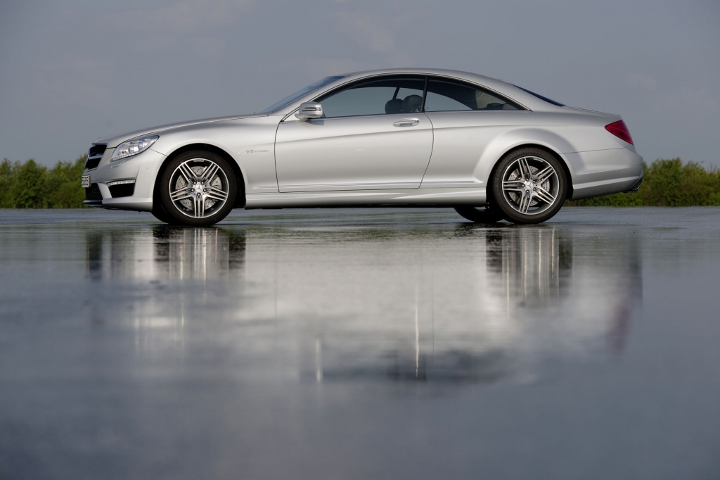 Mercedes CL 63 AMG Silbermetallic